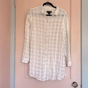 Tahari button down gauzy white tunic - size XL